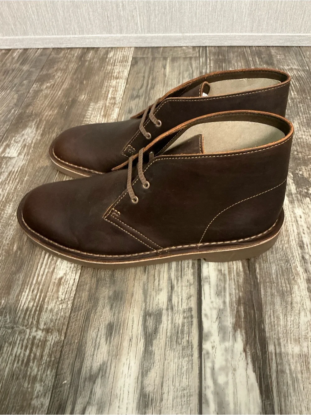 Clarks Men's Dark Brown Leather Chukka Boots Size 8.5